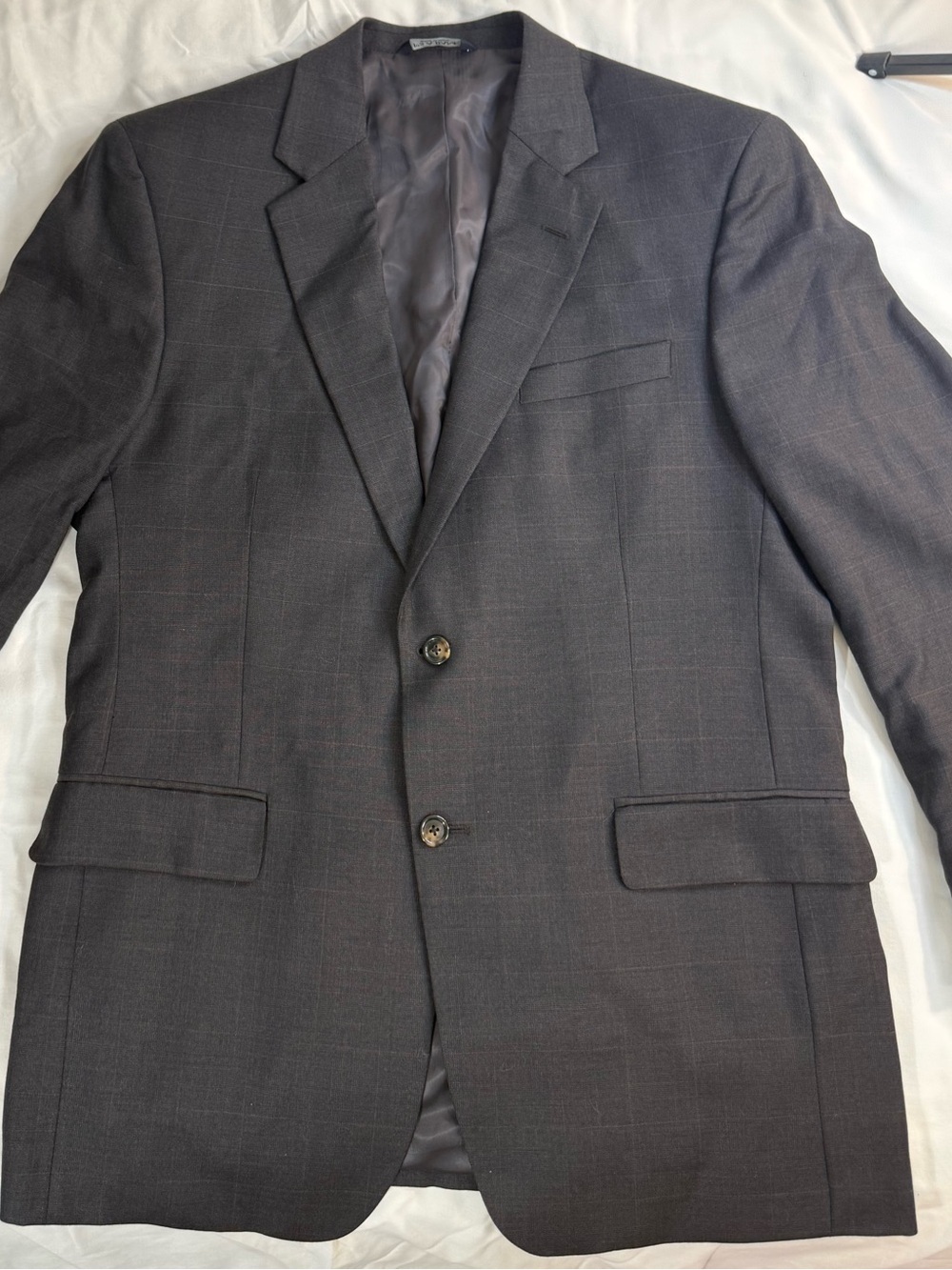 Jos. A. Bank Men's Dark Charcoal Windowpane Two-Button Sport Coat
